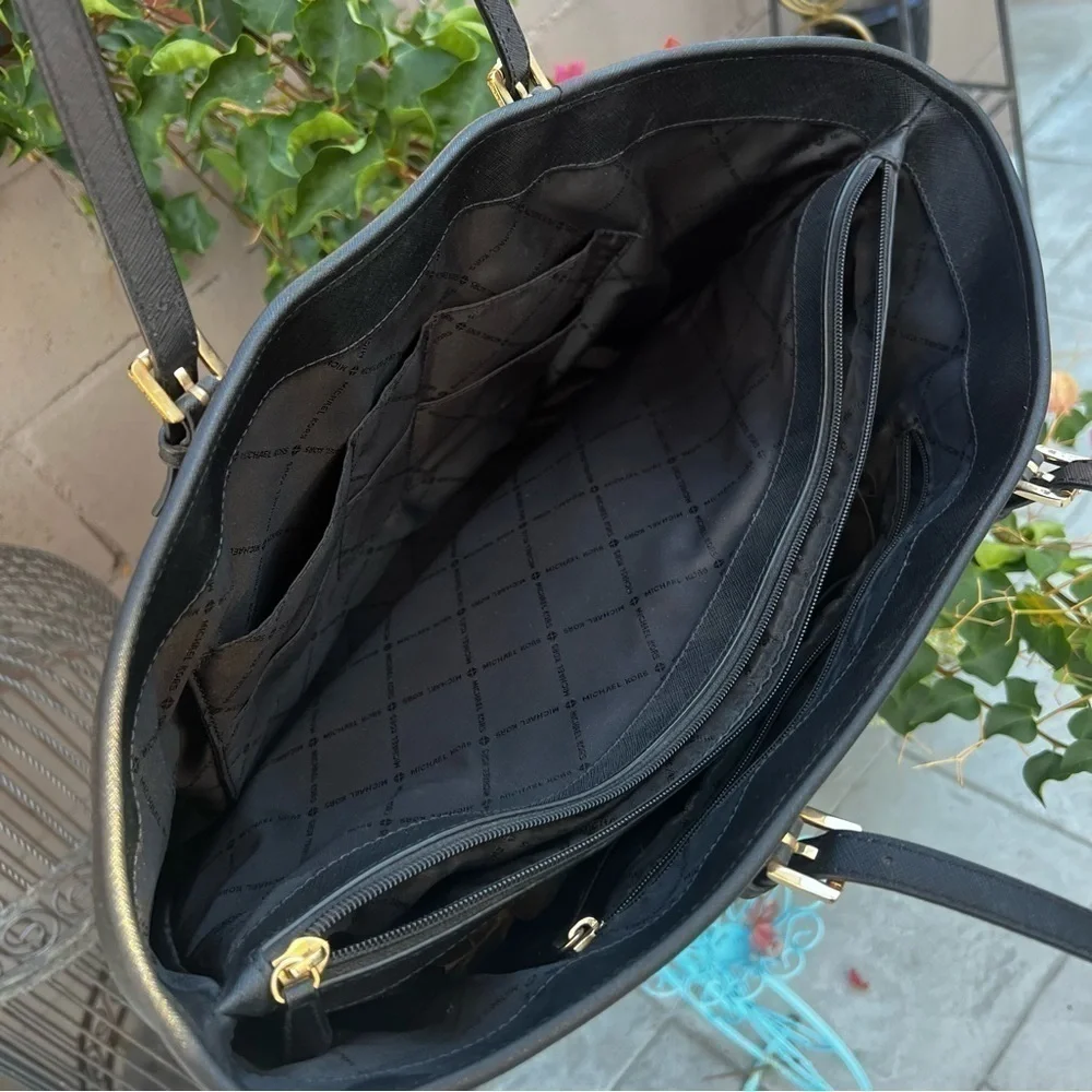 Michael Kors Jetset Authentic Black shoulder Sofiano Leather Women’s Tote Bag